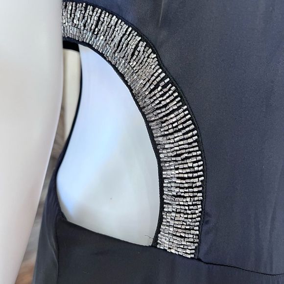 NWT BCBG V Neck Ballgown with Beaded Cut Out Sides💗👗 - Picture 10 of 13